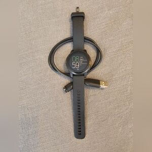 Garmin 010-02172-11 Vivoactive 4S, Smaller-Sized GPS Smartwatch, Features Music,